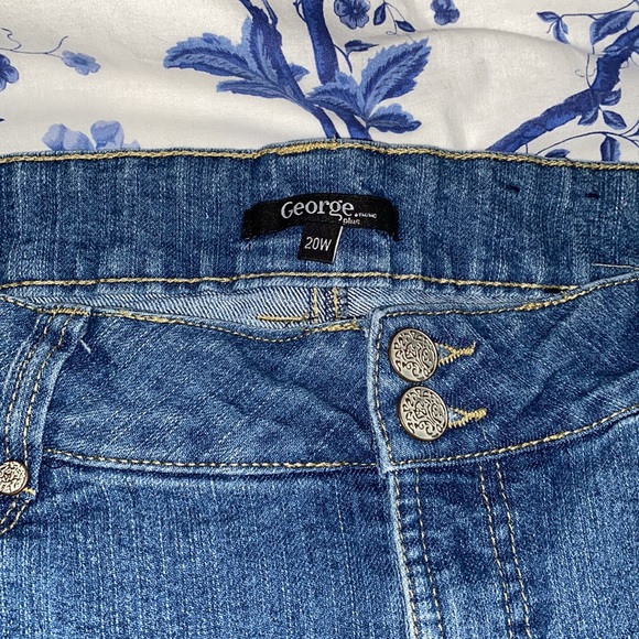 George Capris 20 - Picture 2 of 5